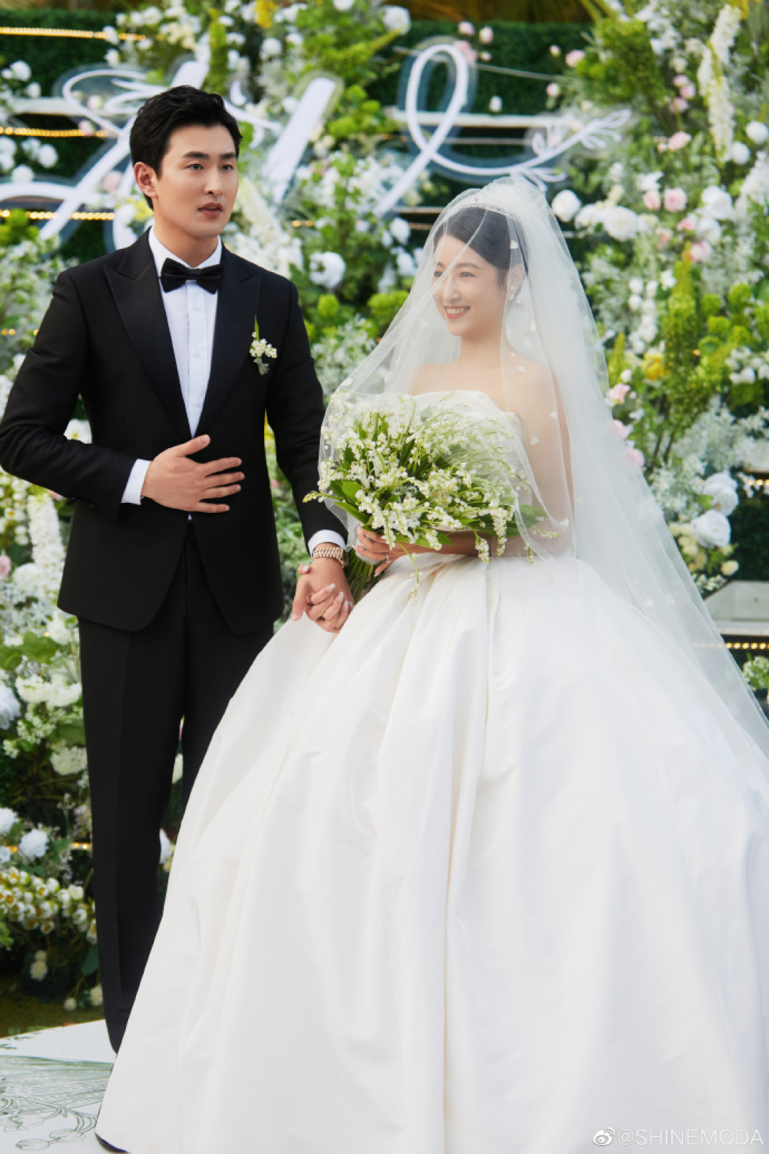 内含投票徐璐晒出女生的快乐满屋的礼服隔着屏幕都羡慕了