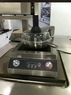 炒菜机器人