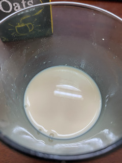 燕麦奶+咖啡=燕麦拿铁