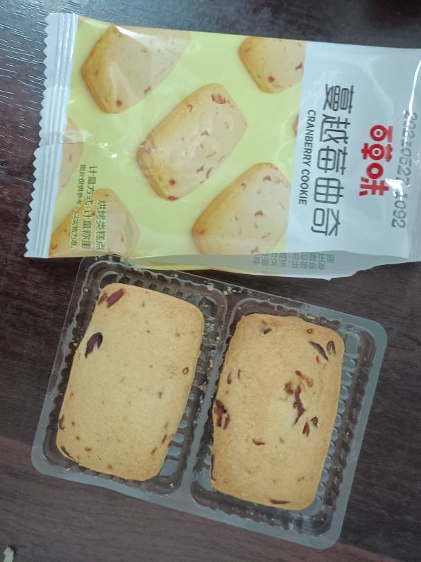 百草味饼干