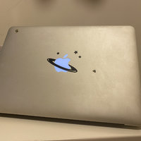 带灯的老款:MacBookAir