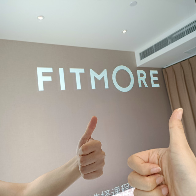 “魔镜”之FITMORE健身镜