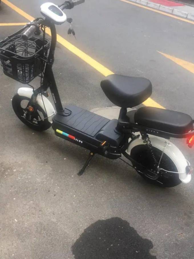 小刀电动车电动车