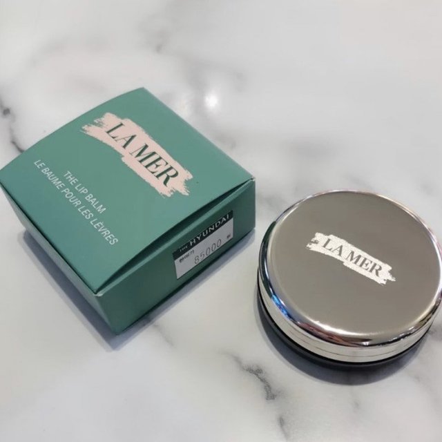 使用感很赞，据说还能修复唇炎