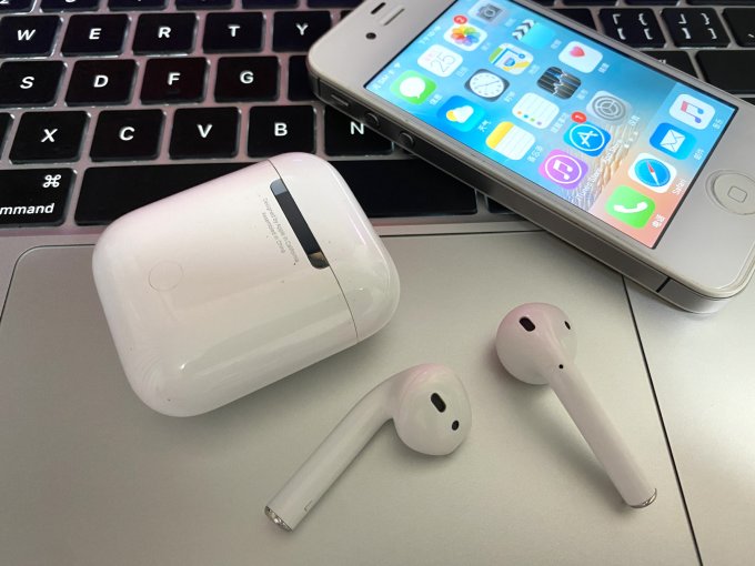 苹果蓝牙耳机