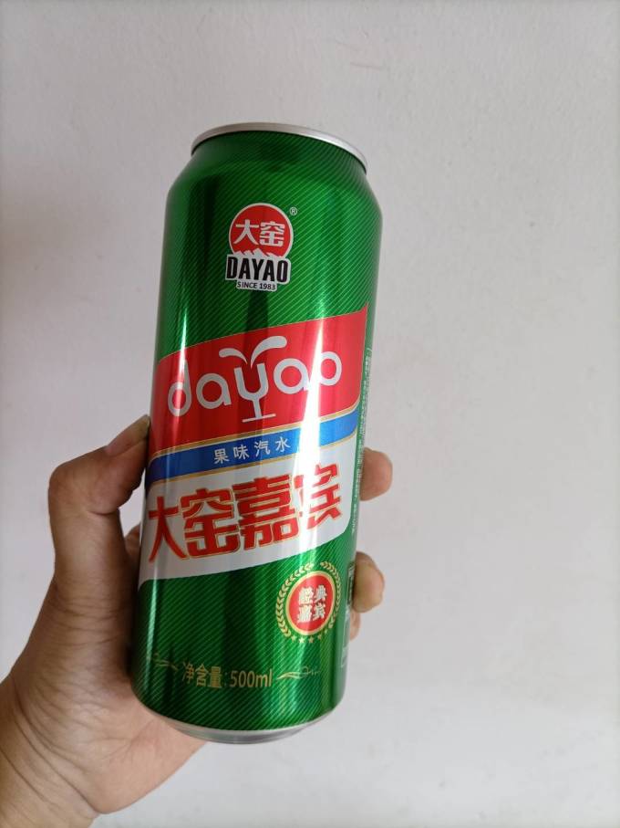 大窑嘉宾果味汽水浓醇的碳酸感