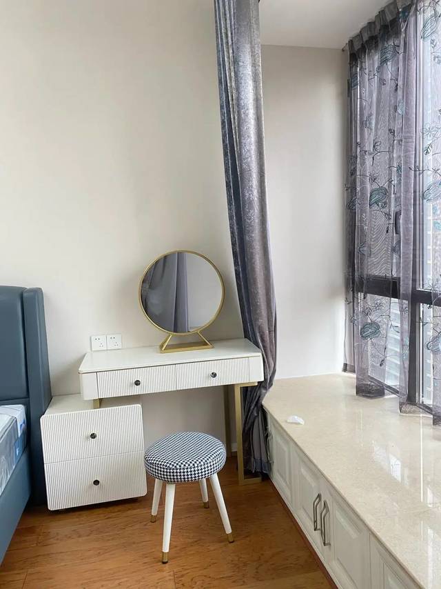 美式轻奢卧室化妆桌