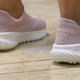 小米有品推出袜套健步鞋2，环保收纳袋装着，几十块就能买到