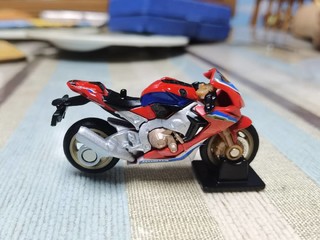 多美卡36号摩托车本田CBR1000RR