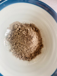 方便又健康，南国椰子芝麻核桃黑豆粉