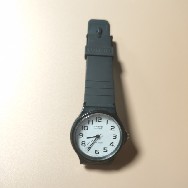 casio卡西欧手表男女学生情侣网红乔妹同款石英表经典mq24小黑表