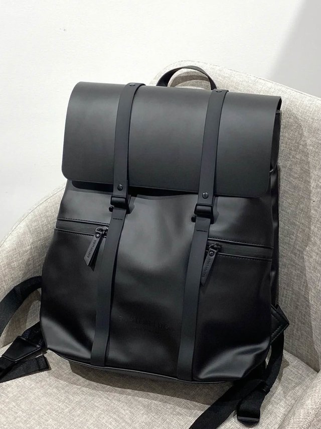 Gaston Luga的这款双肩包绝了！