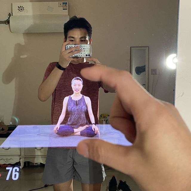 售价近万的智商税？取代健身房的新风口？『网红健身镜的红与黑』