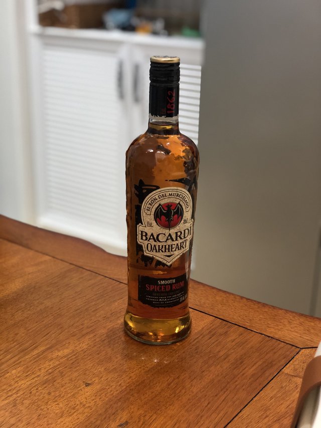 浓烈的炙热与柔和—百加得橡木心朗姆酒