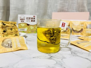 祛湿养颜，每天一杯红豆薏米果茶