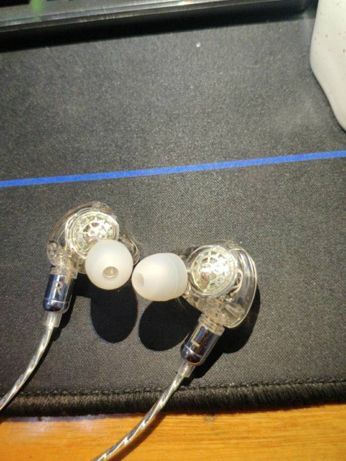 威索尼可耳塞式耳机