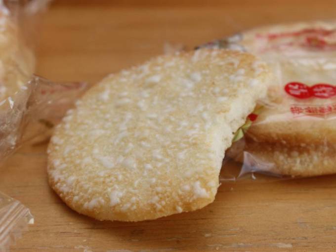 旺旺饼干怎么样旺旺雪饼 总喜欢把 雪 先吃了 不是病吧 什么值得买