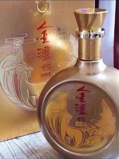 这款酒比较绵软柔和,不上头