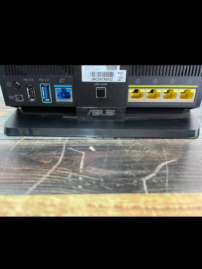 华硕ac86u游戏路由器