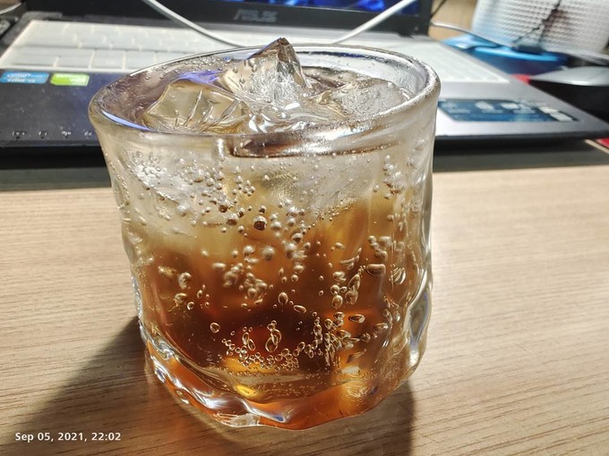 乐唯诗酒杯