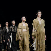 带你看一场又仙又飒的时装秀，「A·1 FASHION CHANGES LIFE」2022春夏系列大秀