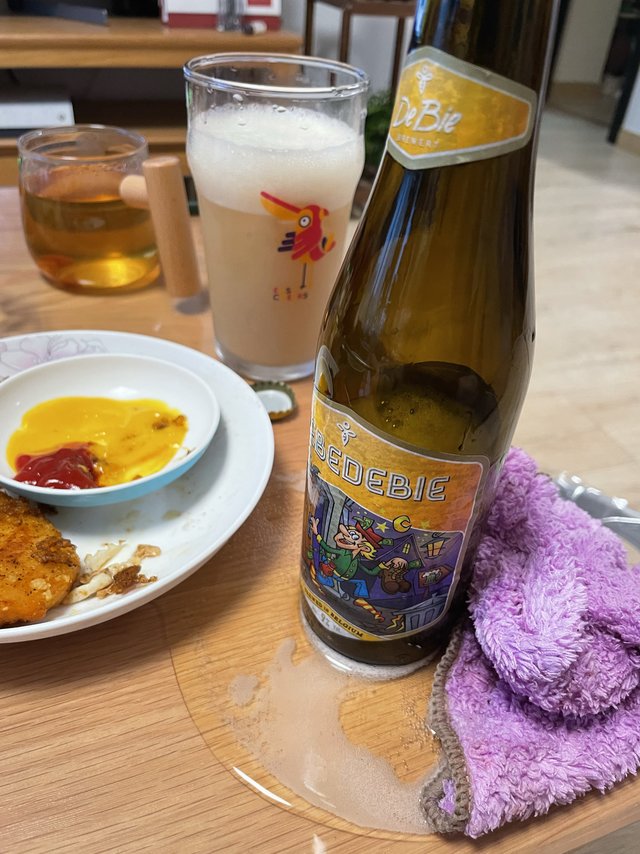 蜂标王啤酒是抹了蜜吗？