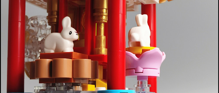 虚测评篇一百八十四 中秋节 人月两团圆时 嫦娥旁边的玉兔在做什么 拼奇说 它在玩旋转木马 积木拼插 什么值得买