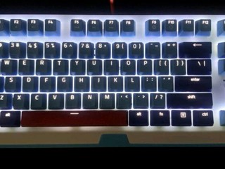 雷蛇哆啦A梦50周年限定款机械键盘