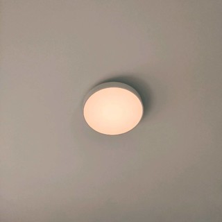 简洁、智能的Yeelight卧室吸顶灯