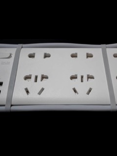 紫米6孔插座带USB口，美观又实用。