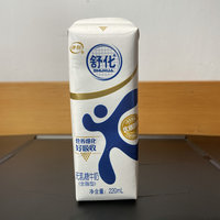 伊利全脂型无乳糖牛奶，营养细化，好吸收！