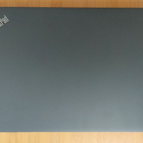 面目一新的先锋——ThinkPad X13 Gen2