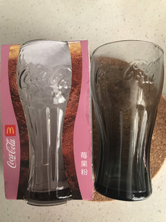 那些年吃M记留下的非卖品可口可乐玻璃杯