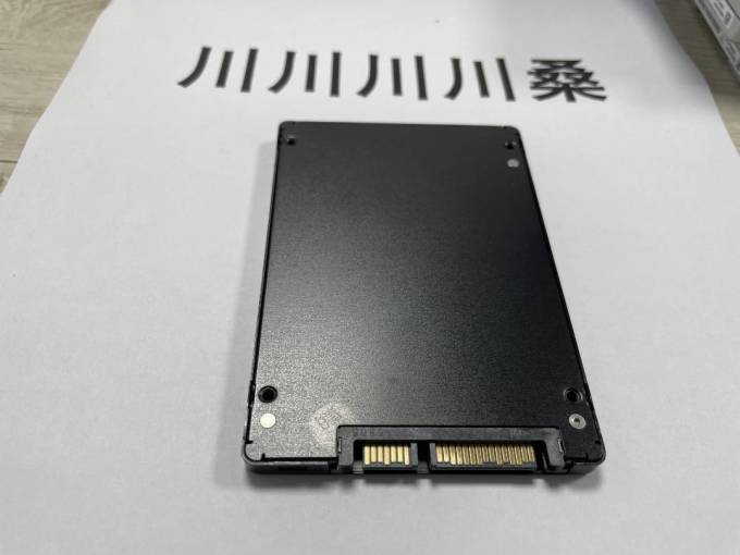 镁光m600sata固态硬盘晒单