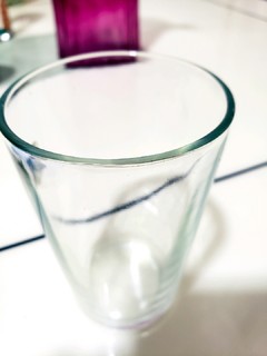 这个可爱的杯子，用它漱口是不是委屈它了