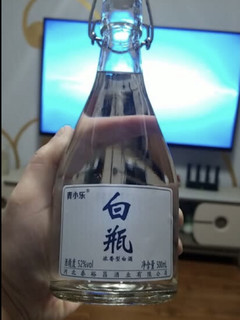 青小乐浓香型白酒