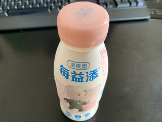 伊利每益添，零脂肪活菌乳酸菌