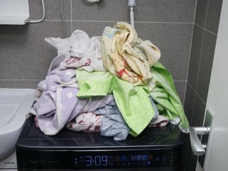 小卫生间可选择选超薄洗烘一体机