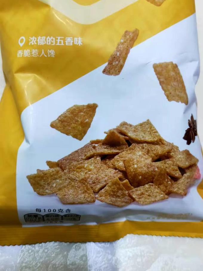 良品铺子膨化食品