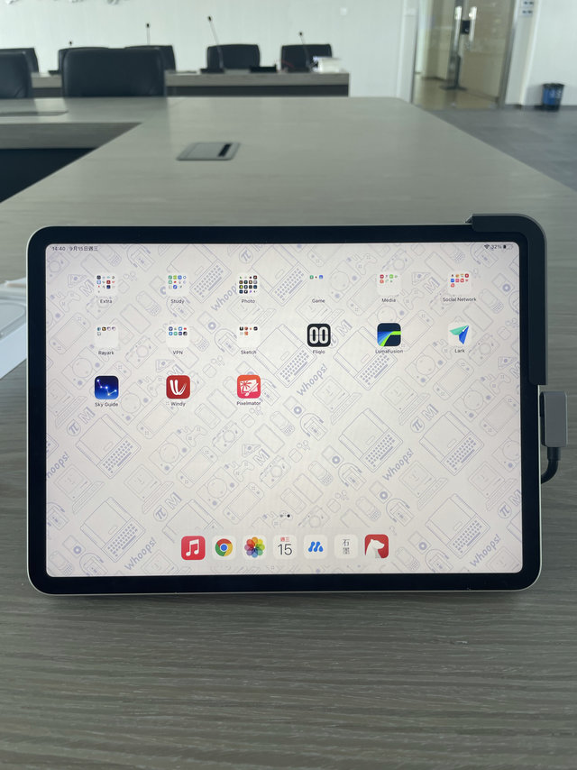 倍思弯角7号HUB，iPad Pro搭档