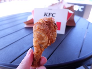 打工人日常午餐，KFC原味鸡9.9两块