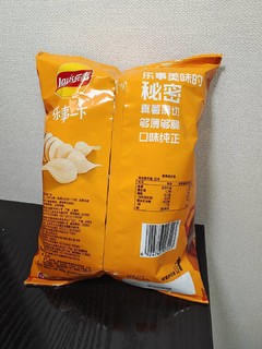 乐事烤鱼味薯片，一听味道就香