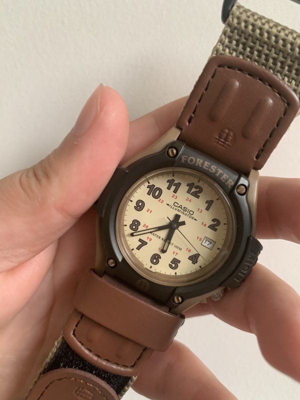casio卡西欧forester复古时尚日期显示防水石英手表ft500wc5bv