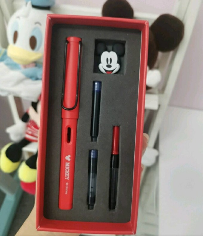 迪士尼钢笔