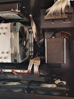 便携大钢炮—联力TU150“ITX”机箱