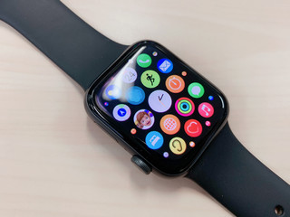 苹果手机伴侣！Apple WatchSE