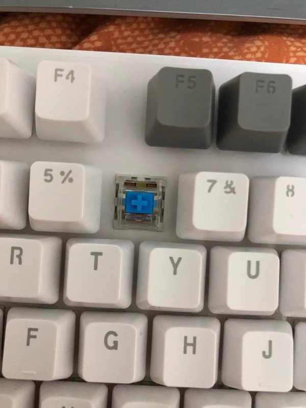 inphic英菲克v960机械键盘白灰拼色青轴104键