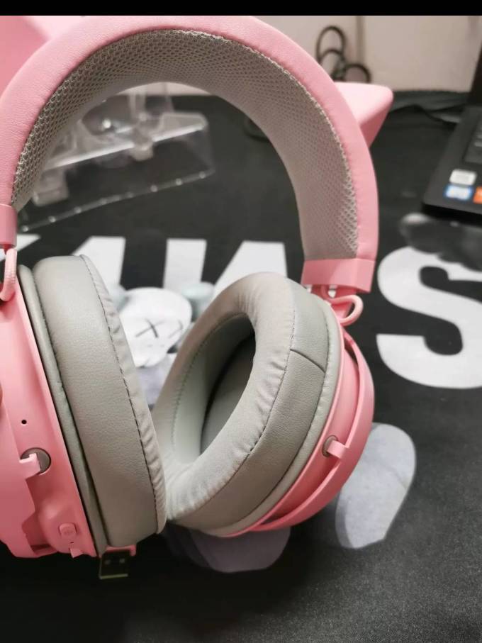 雷蛇北海巨妖萌猫耳机