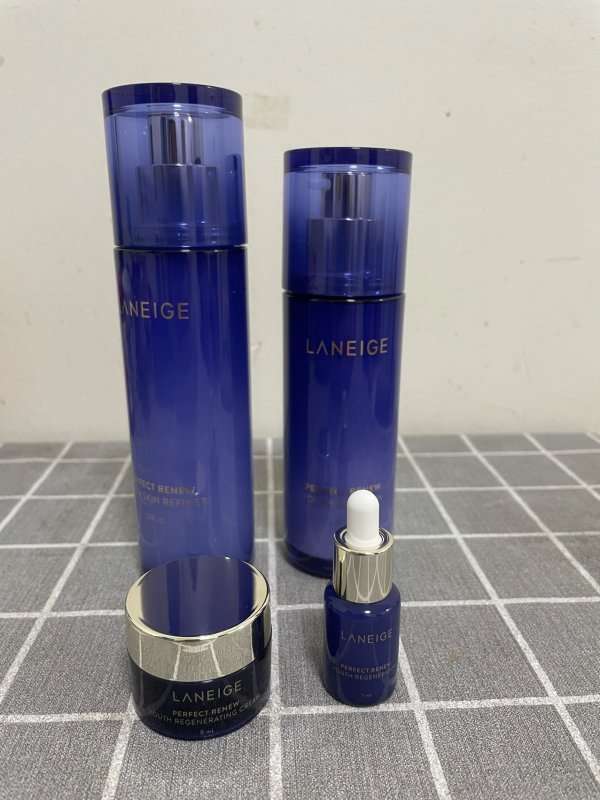 laneige兰芝致美青春水乳套装爽肤水120ml乳液100ml赠精华液7ml修护霜