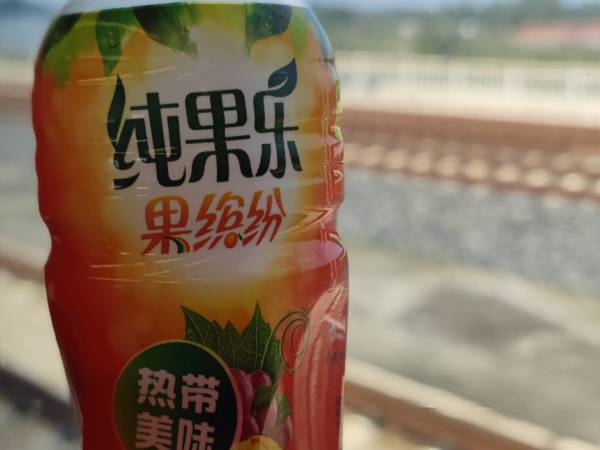 五种不同的水果:果缤纷甄选世界各地的优质热带水果,有着热情果的热情